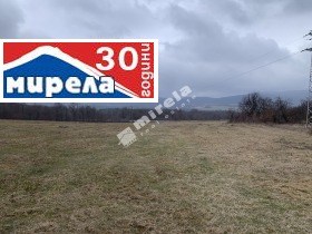 Продажба на имоти в с. Шилковци, област Велико Търново - изображение 8 