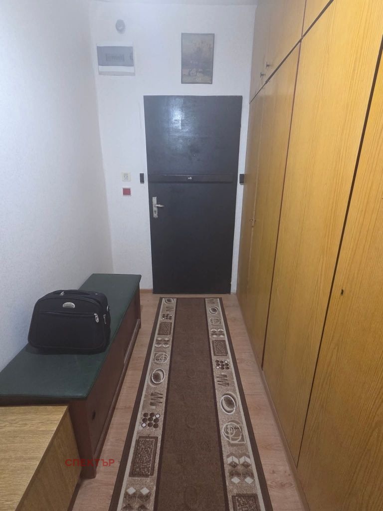 Продава  2-стаен град Перник , Рено , 66 кв.м | 52032288 - изображение [8]