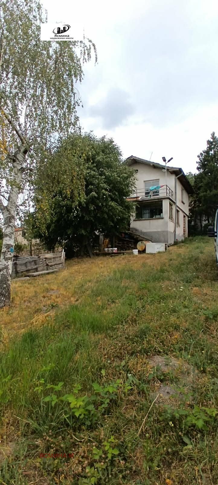 Продава КЪЩА, с. Вакарел, област София област