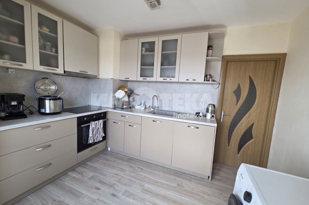 Продава 2-СТАЕН, гр. Варна, Цветен квартал