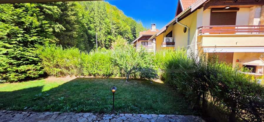 Продава КЪЩА, с. Рибарица, област Ловеч, снимка 8 - Къщи - 55987349