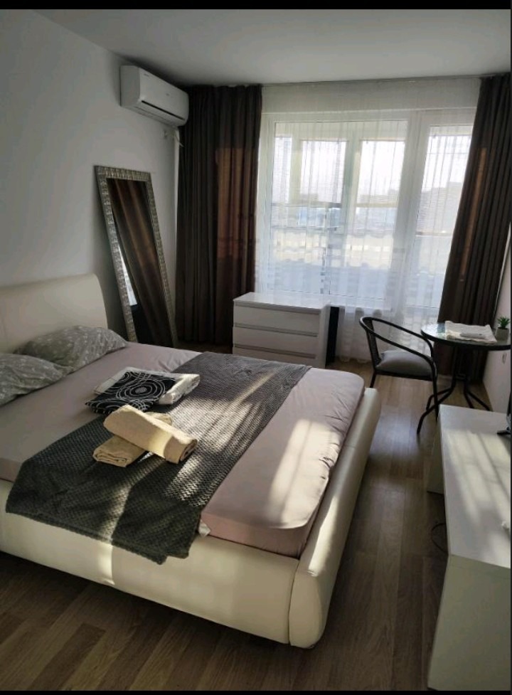 Продава 2-СТАЕН, гр. Бургас, Лазур, снимка 3 - Апартаменти - 52535625