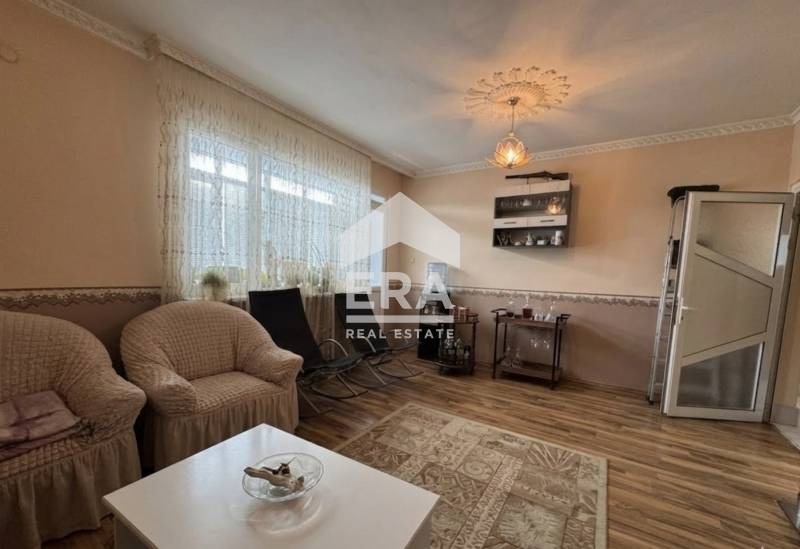 Продава 3-СТАЕН, гр. Силистра, Римска гробница, снимка 2 - Апартаменти - 53901336