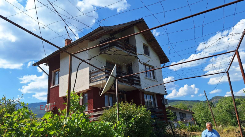 En venta  Casa región Kyustendil , Zhilentsi , 180 metros cuadrados | 73766706 - imagen [4]