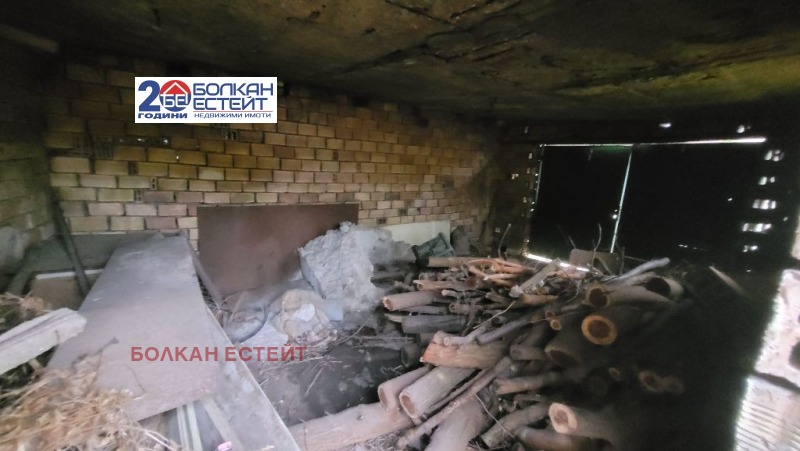 Продава КЪЩА, гр. Полски Тръмбеш, област Велико Търново, снимка 8 - Къщи - 52668397