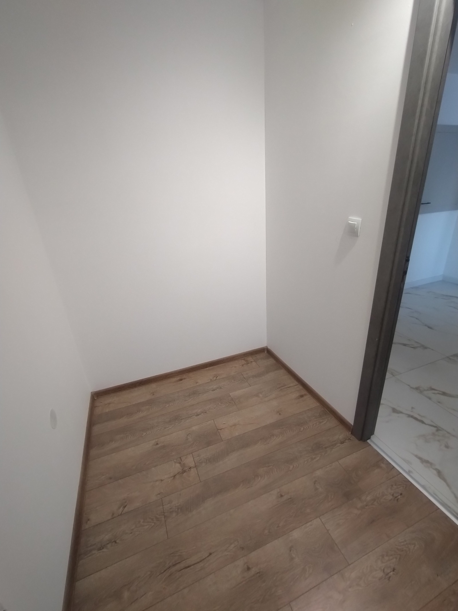 Продава 3-СТАЕН, гр. Перник, Мошино, снимка 8 - Апартаменти - 54858494
