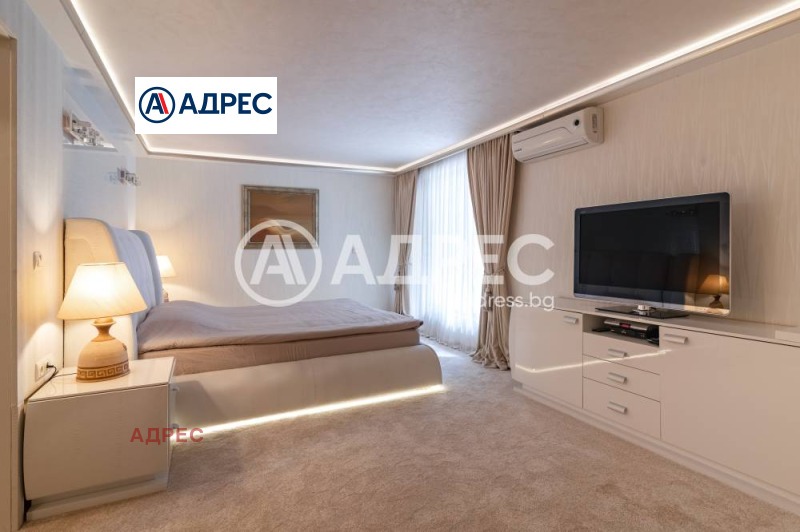 In vendita  3+ camere da letto Varna , k.k. Zlatni piasatsi , 270 mq | 23695075 - Immagine [12]