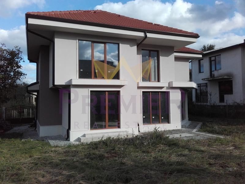 Продава  Къща, град Варна, с. Звездица •  205 000 EUR • ID 56333359 — holmes.bg - [1] 