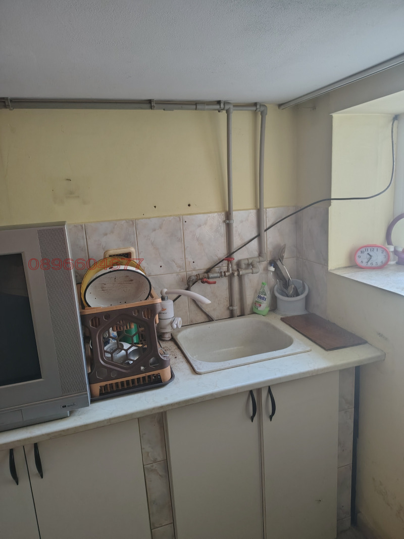 Продава КЪЩА, гр. Цар Калоян, област Разград, снимка 12 - Къщи - 52781641