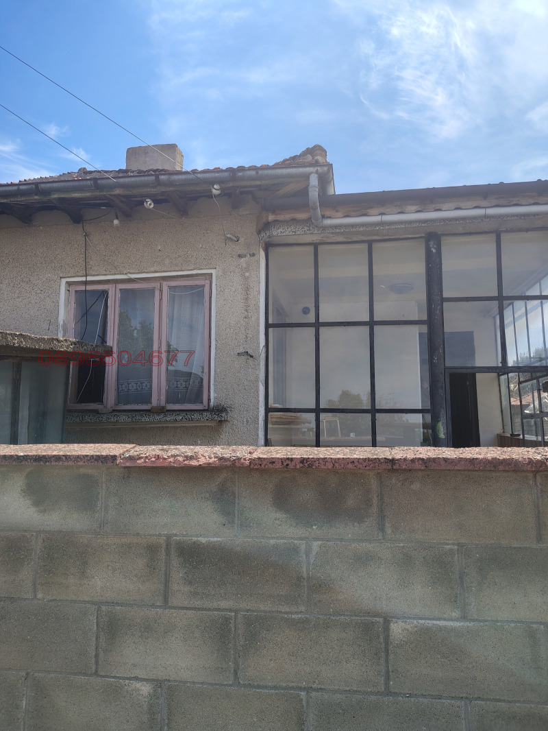 Продава КЪЩА, гр. Цар Калоян, област Разград, снимка 2 - Къщи - 52781641