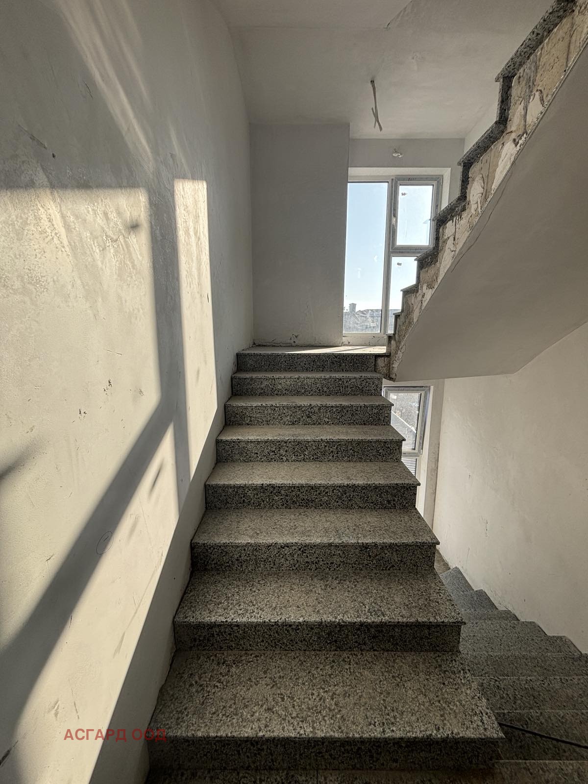 Продава 3-СТАЕН, гр. София, Оборище, снимка 2 - Апартаменти - 47687362