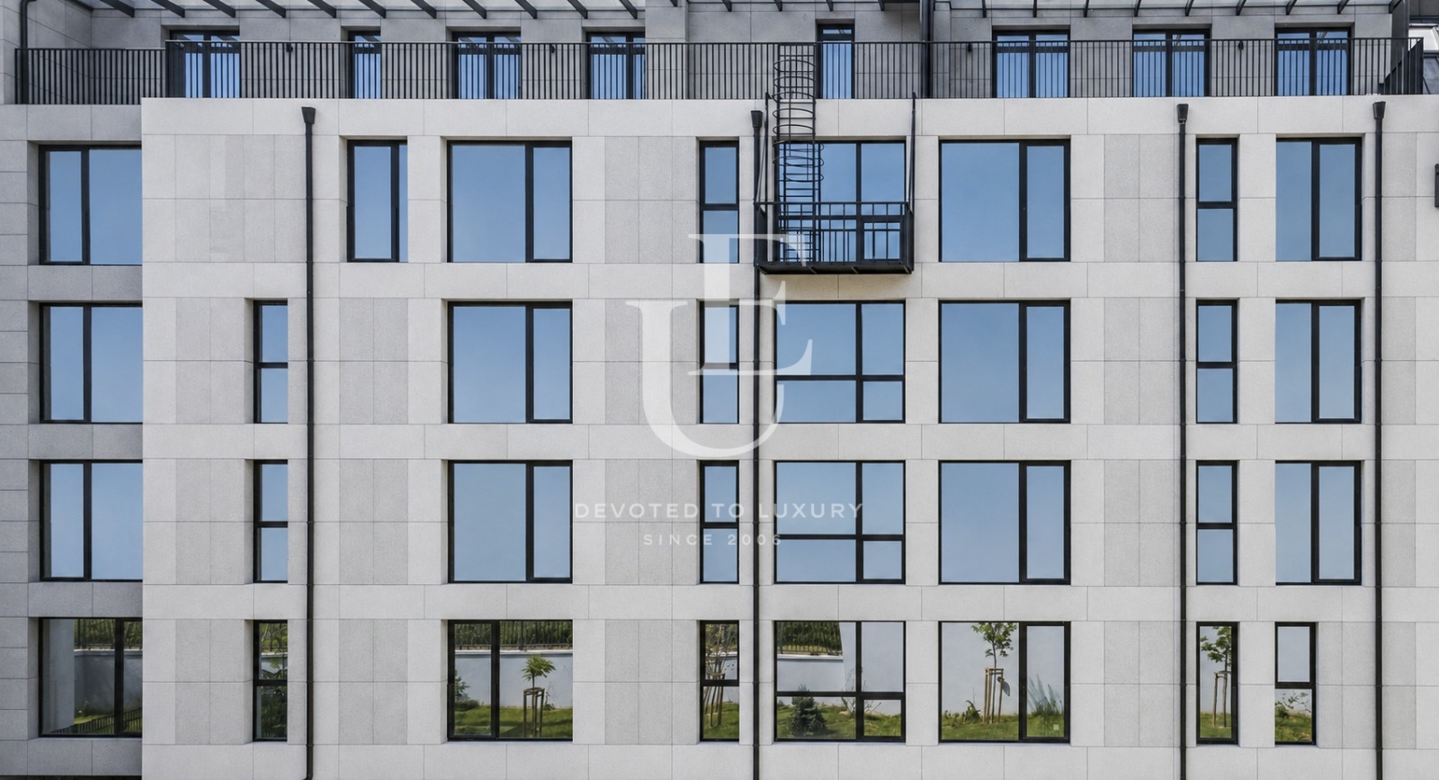Продава 3-СТАЕН, гр. София, Лозенец, снимка 2 - Апартаменти - 54732177