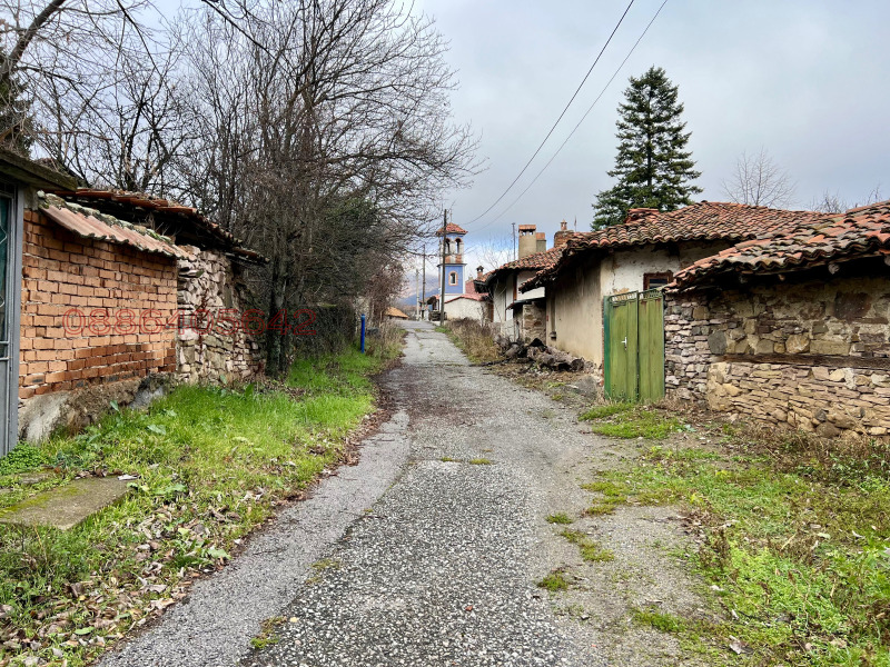 Продава ПАРЦЕЛ в област София, с. Смолско - 359 кв.м / 20 000 € » 39 116.60 лв.