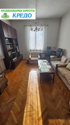 2 bedroom Iztok, Pernik 5