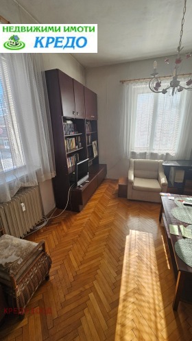 2 bedroom Iztok, Pernik 4