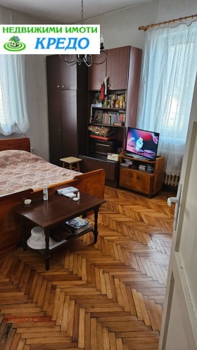 2 Schlafzimmer Iztok, Pernik 8