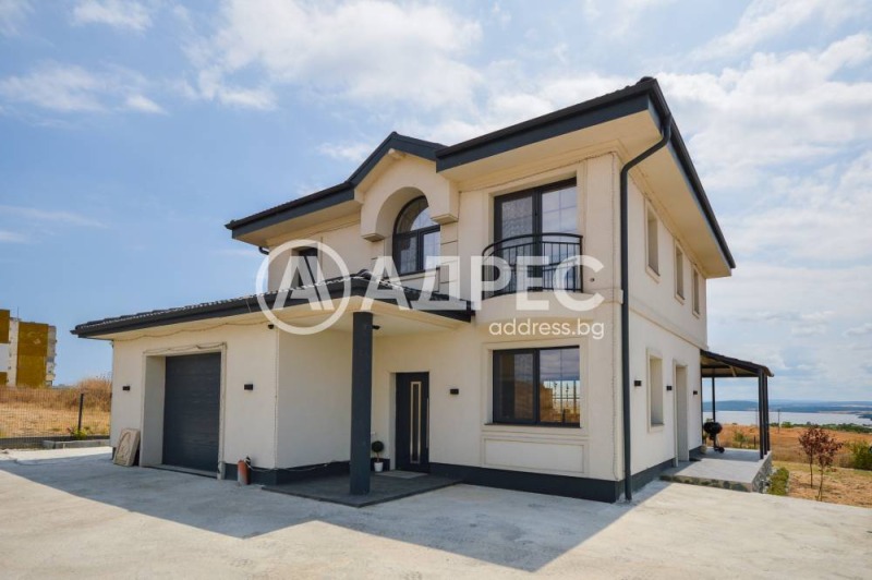 Продава КЪЩА, гр. Бургас, област Бургас