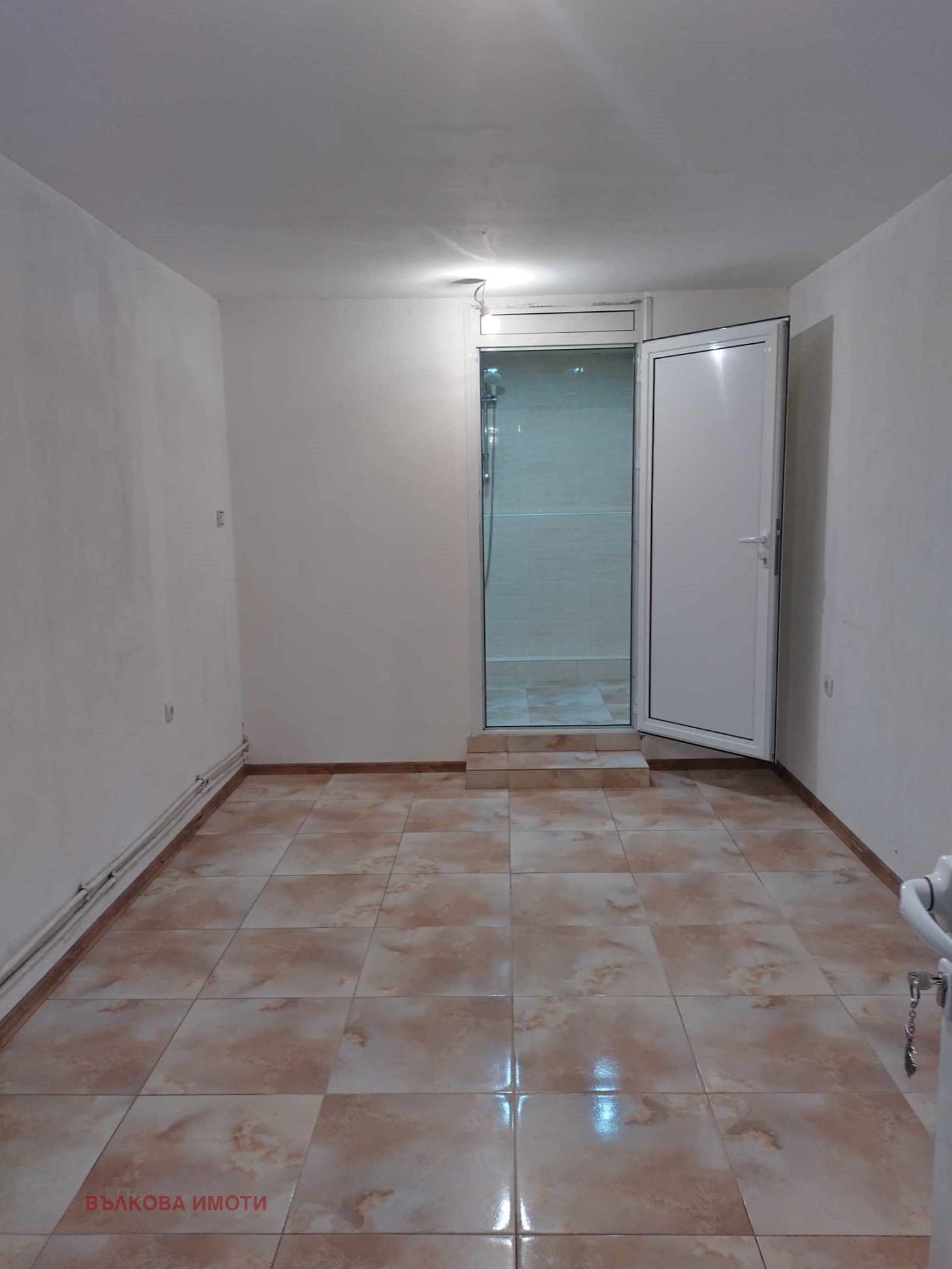 Продава ГАРАЖ, ПАРКОМЯСТО, гр. Стара Загора, Била, снимка 2 - Гаражи и паркоместа - 52000453