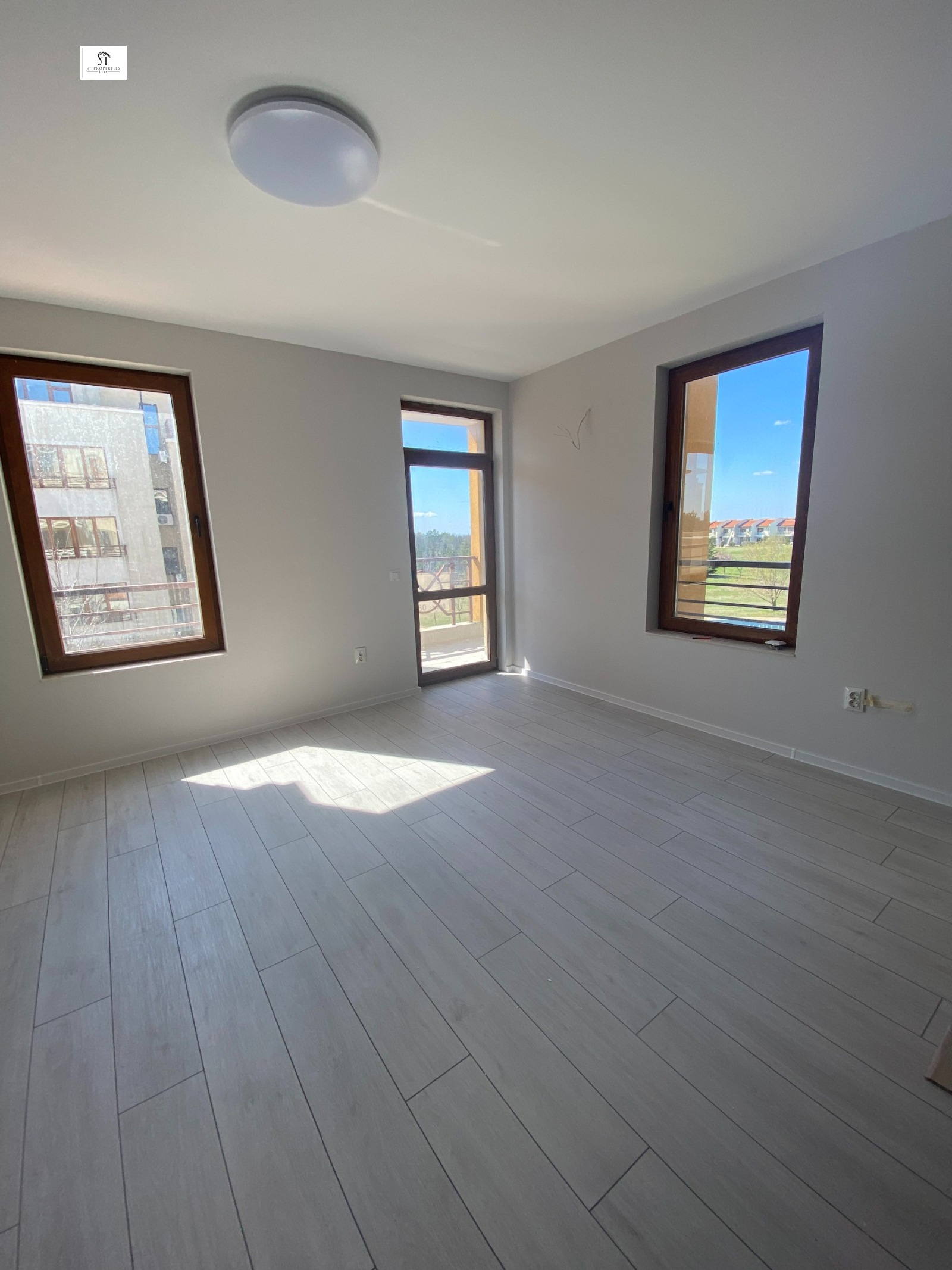 Продава 3-СТАЕН, гр. Балчик, област Добрич, снимка 2 - Апартаменти - 51304553