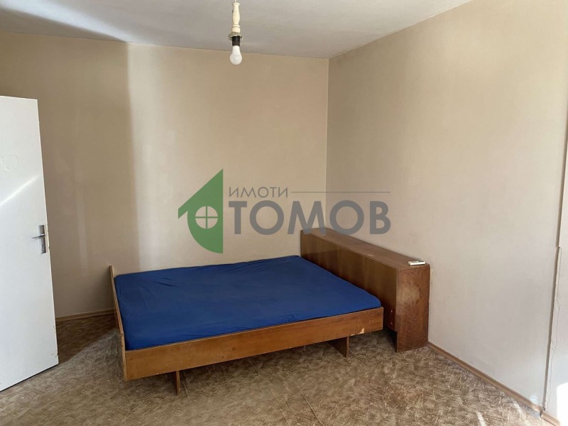 Продава  2-стаен град Шумен , Тракия , 63 кв.м | 37150683 - изображение [5]