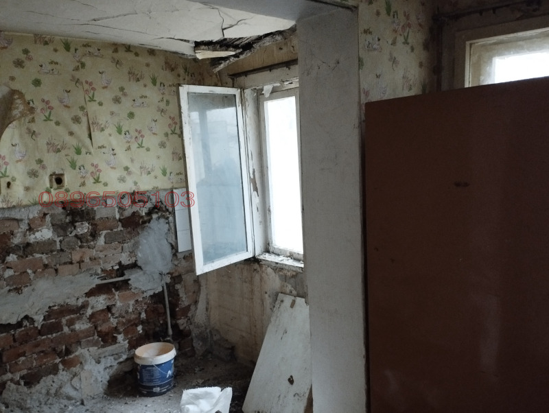 Продава КЪЩА, гр. Ловеч, Червен бряг, снимка 7 - Къщи - 52779302