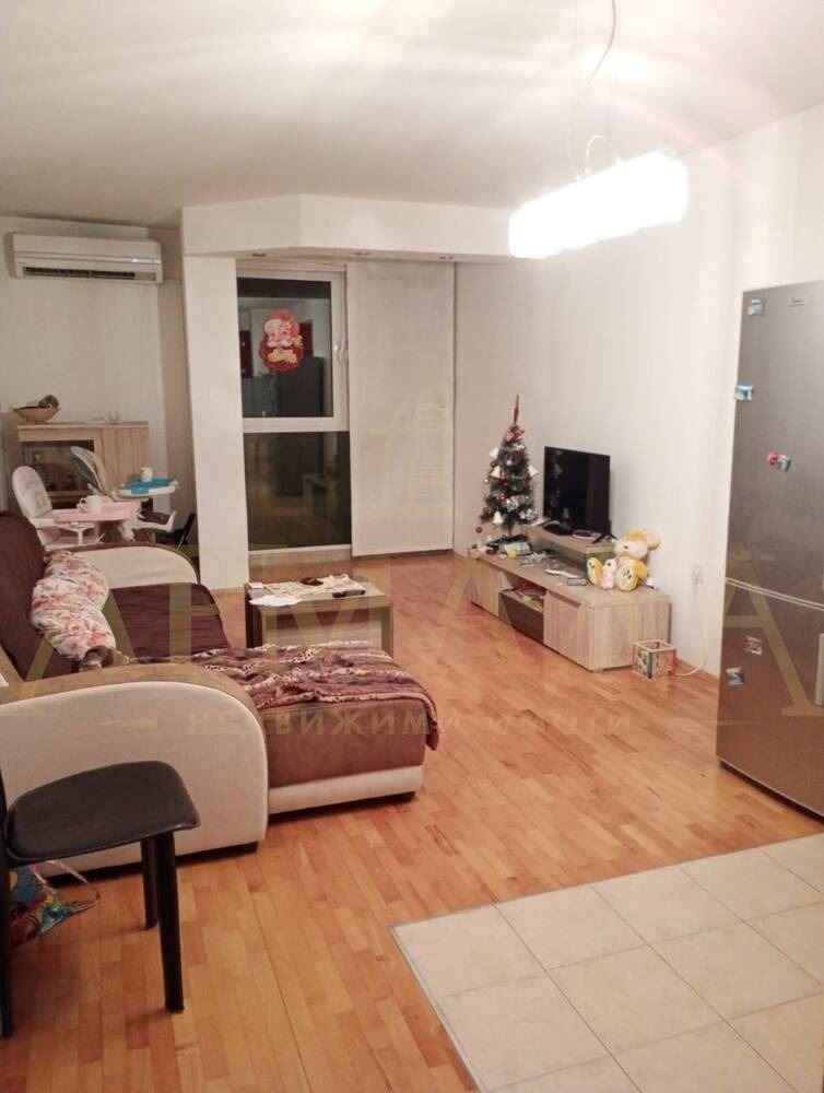 Продава  2-стаен, град Пловдив, Кючук Париж •  113 000 EUR • ID 64289761 — holmes.bg - [1] 