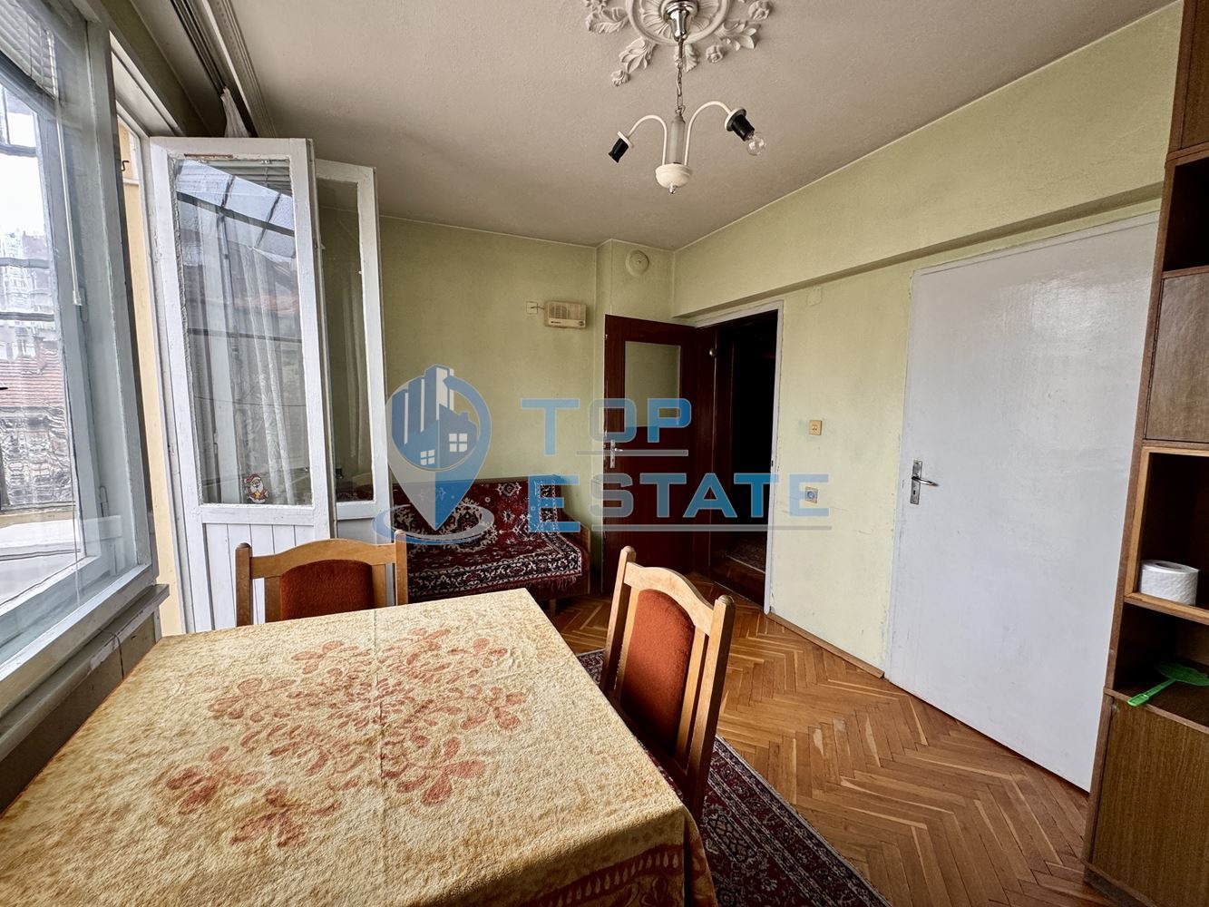 Продава МНОГОСТАЕН, гр. Горна Оряховица, област Велико Търново, снимка 4 - Апартаменти - 54202500