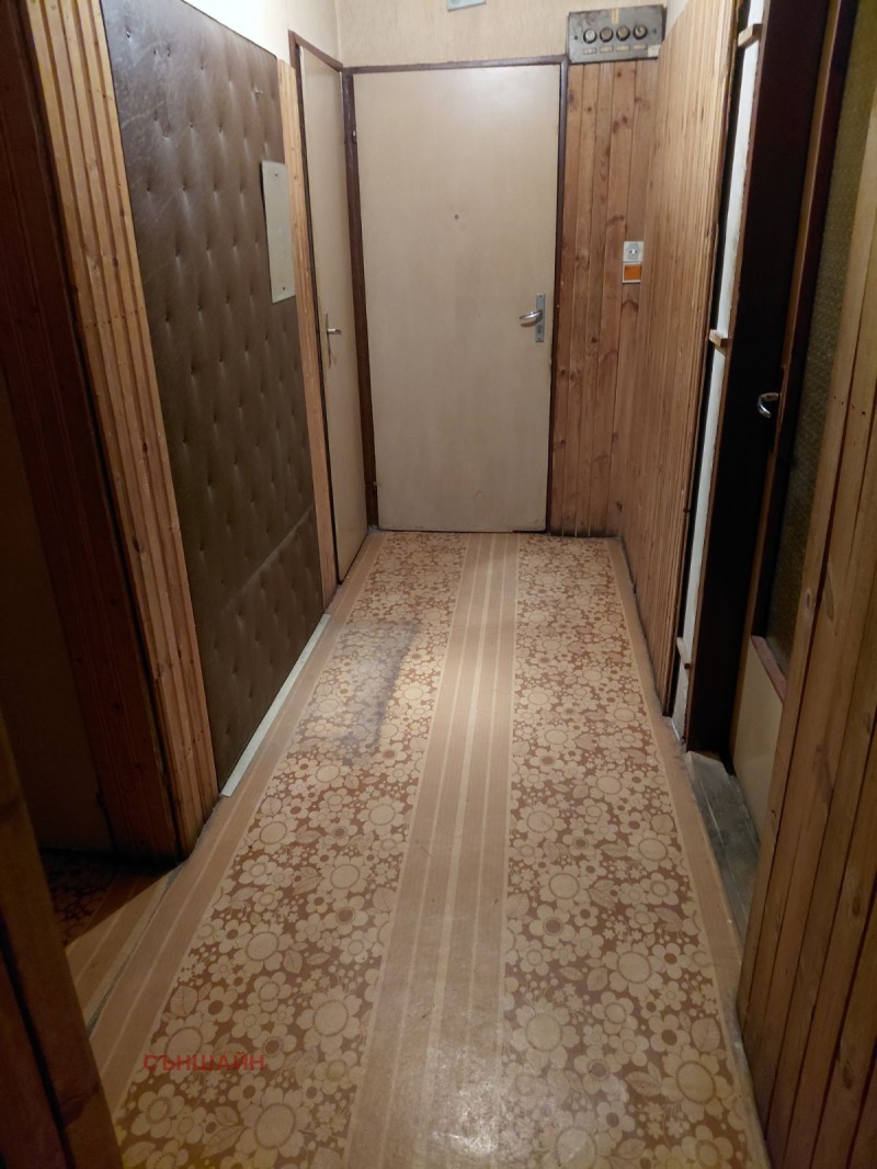 Продава 3-СТАЕН в град Перник, Изток - 88 кв.м / 120 000 € » 234 699.60 лв., СЪНШАЙН