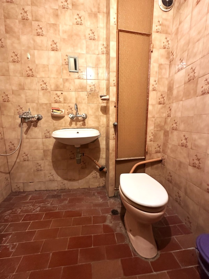 Продается  Студия Шумен , Боян Българанов 1 , 45 кв.м | 96134601 - изображение [8]