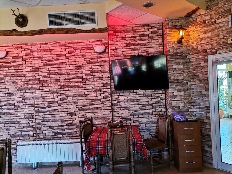 Продава ХОТЕЛ, гр. Вършец, област Монтана, снимка 7 - Хотели - 52784070