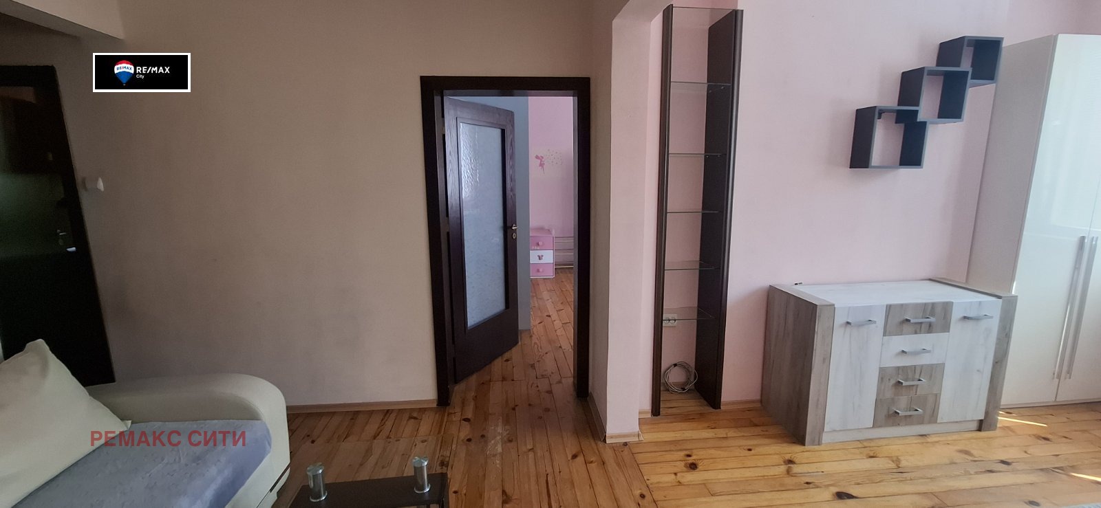Продава 2-СТАЕН, гр. София, Център