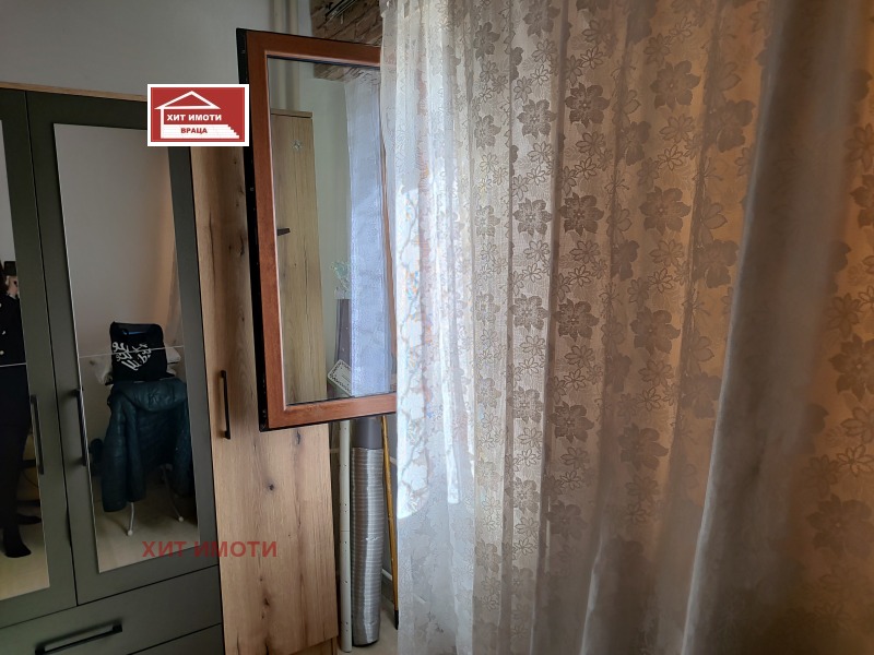 Продава  1-стаен град Враца , Младост , 40 кв.м | 16236210 - изображение [12]