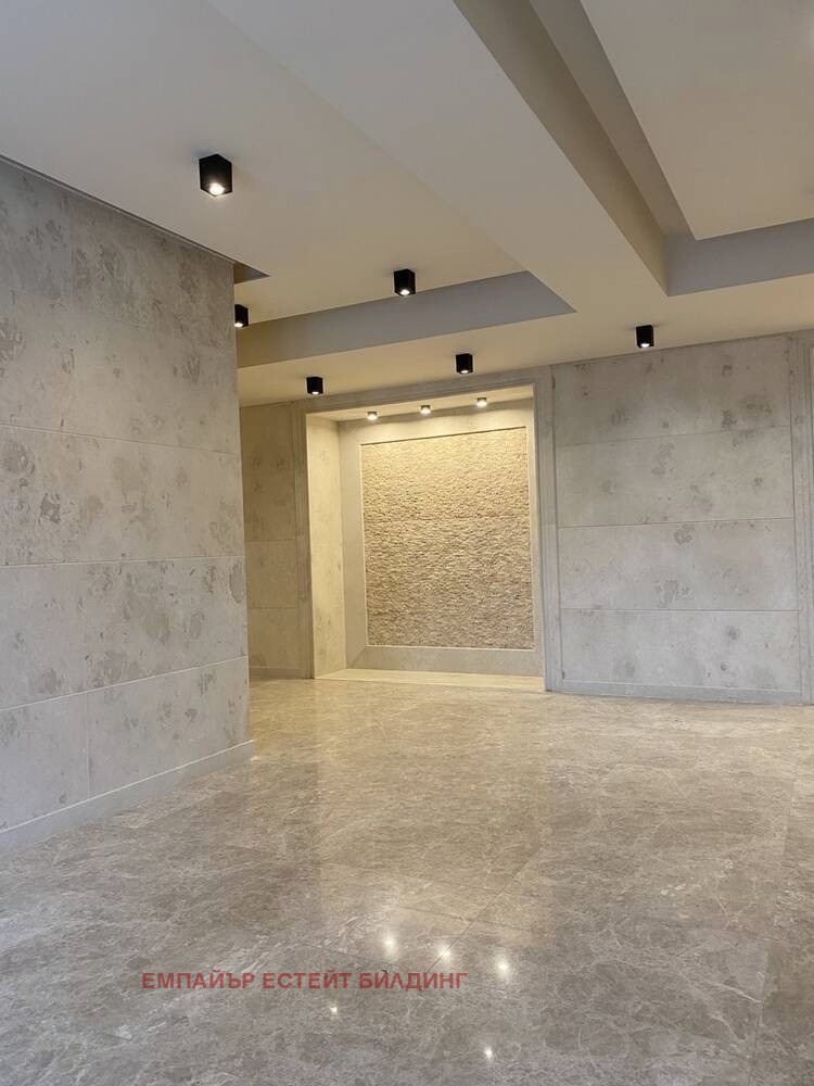 Продава 2-СТАЕН, гр. София, Гоце Делчев