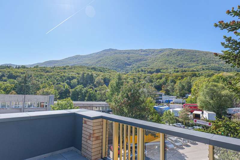 Till salu  Etagevåning Sofia , Bojana , 243 kvm | 99325433