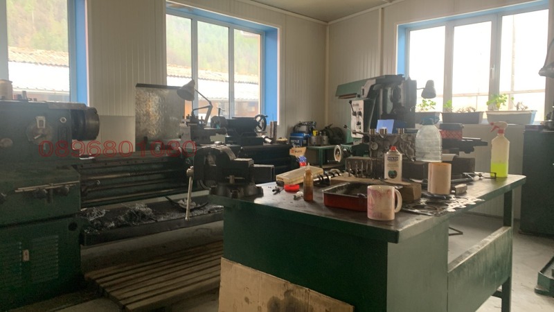 Продава ПРОМ. ПОМЕЩЕНИЕ, гр. Троян, област Ловеч, снимка 3 - Производствени сгради - 52785069