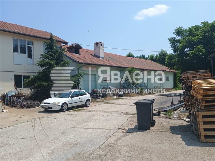 Продава ПРОМ. ПОМЕЩЕНИЕ, гр. Плевен, Индустриална зона