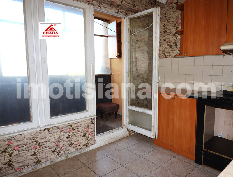 À venda  2 quartos Ruse , Tcharodeika - Sever , 81 m² | 90110919 - imagem [2]