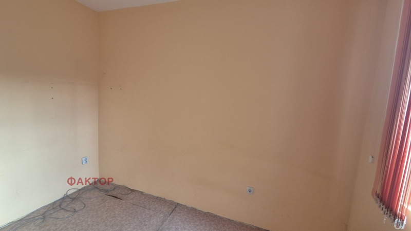 Продава 3-СТАЕН, гр. Пловдив, Въстанически, снимка 3 - Апартаменти - 49287873