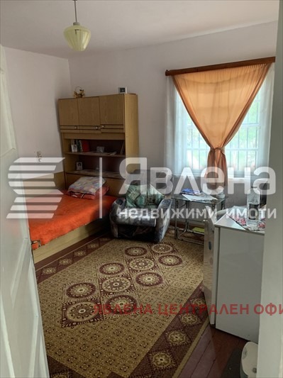 Продава КЪЩА, с. Равнище, област София област, снимка 8 - Къщи - 56218503