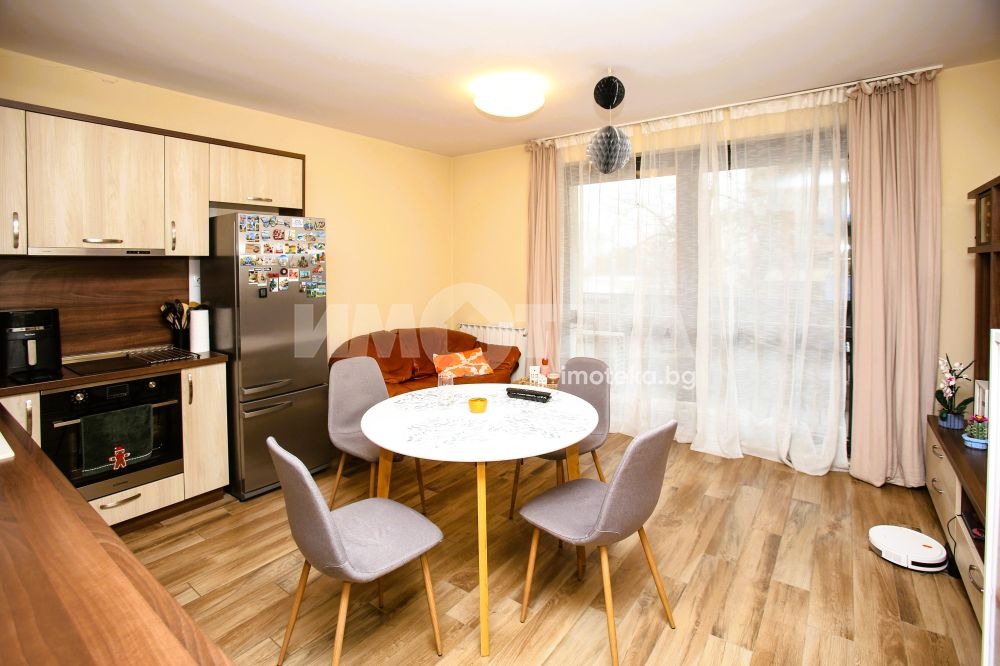 Продава 2-СТАЕН, гр. София, Борово