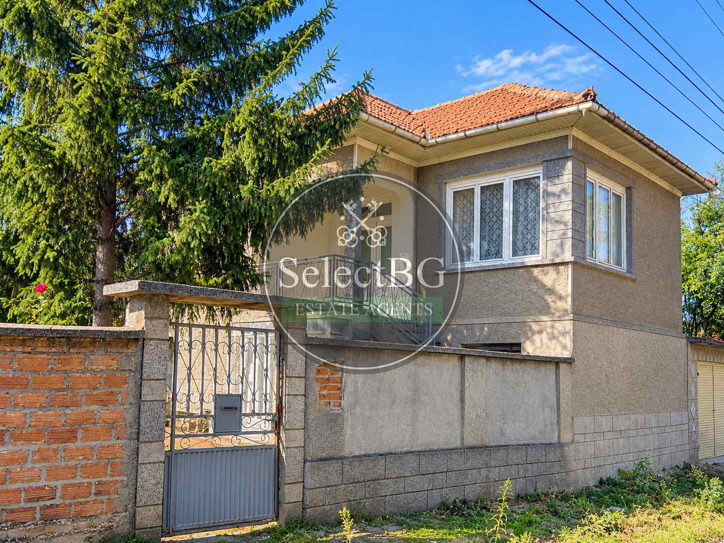 Продава КЪЩА, с. Поликраище, област Велико Търново