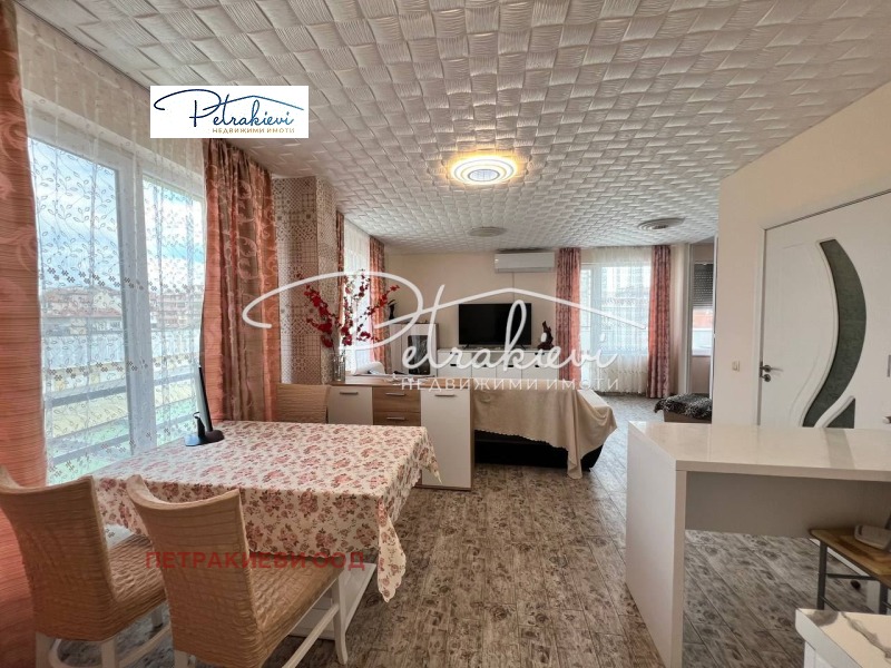 De vânzare  1 dormitor Burgas , Vâzrajdane , 83 mp | 68274548 - imagine [2]