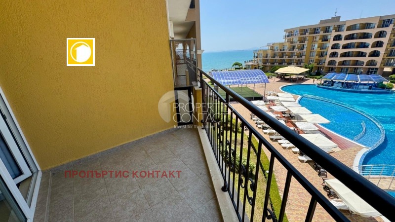 Продава  2-стаен област Бургас , гр. Ахелой , 82 кв.м | 58564426