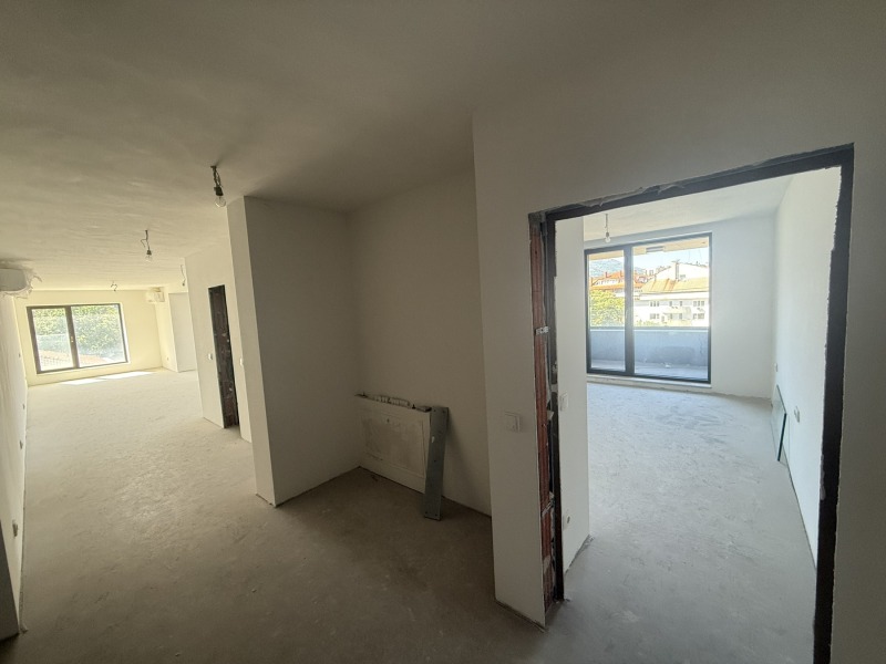 Zu verkaufen  3 Schlafzimmer Sofia , Studentski grad , 242 qm | 94351698 - Bild [13]