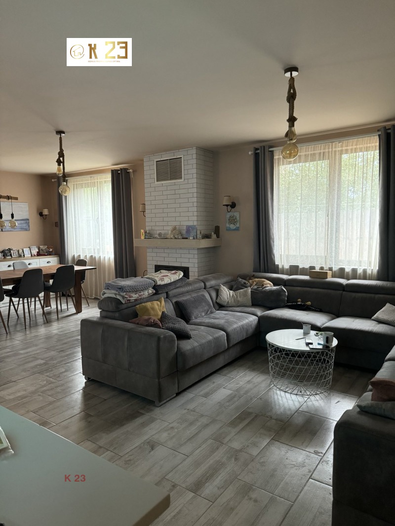 Te koop  Huis Sofia , Abdovitsa , 240 m² | 89552348