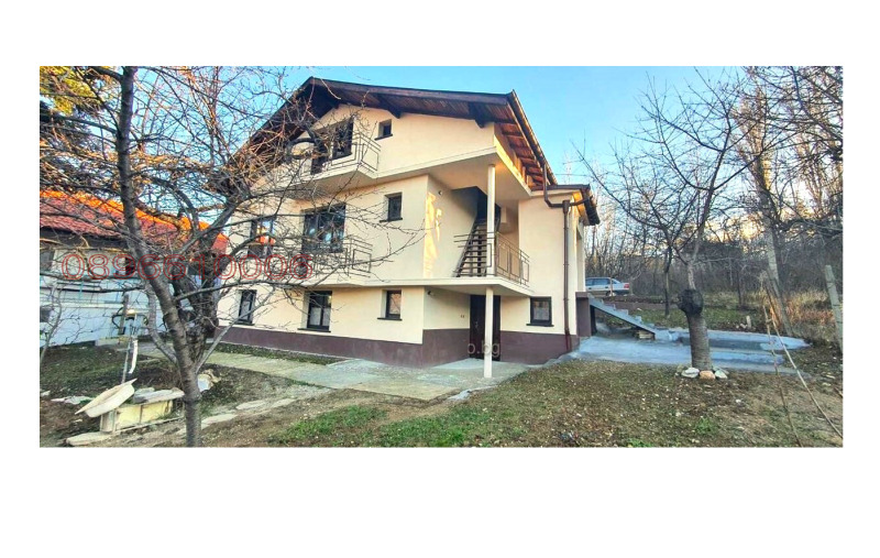 Продава КЪЩА, гр. София, Горна баня, снимка 2 - Къщи - 49211242