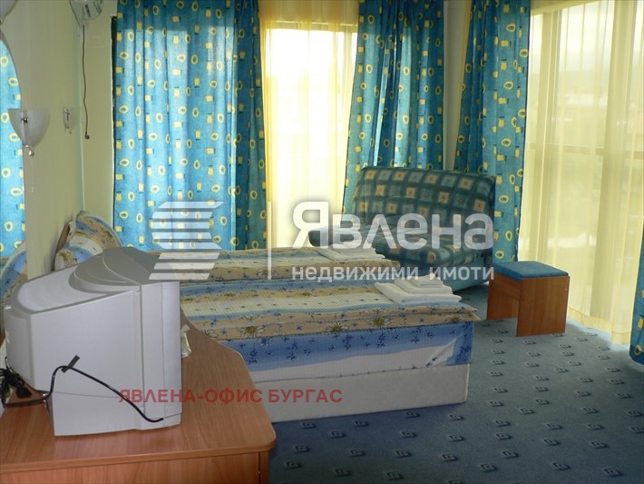 Продава ХОТЕЛ, с. Варвара, област Бургас, снимка 5 - Хотели - 52632968