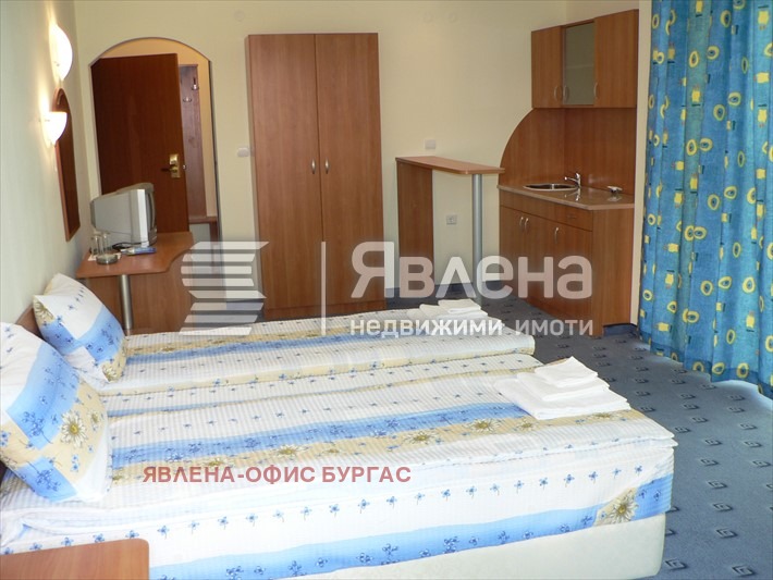 Продава ХОТЕЛ, с. Варвара, област Бургас, снимка 4 - Хотели - 52632968
