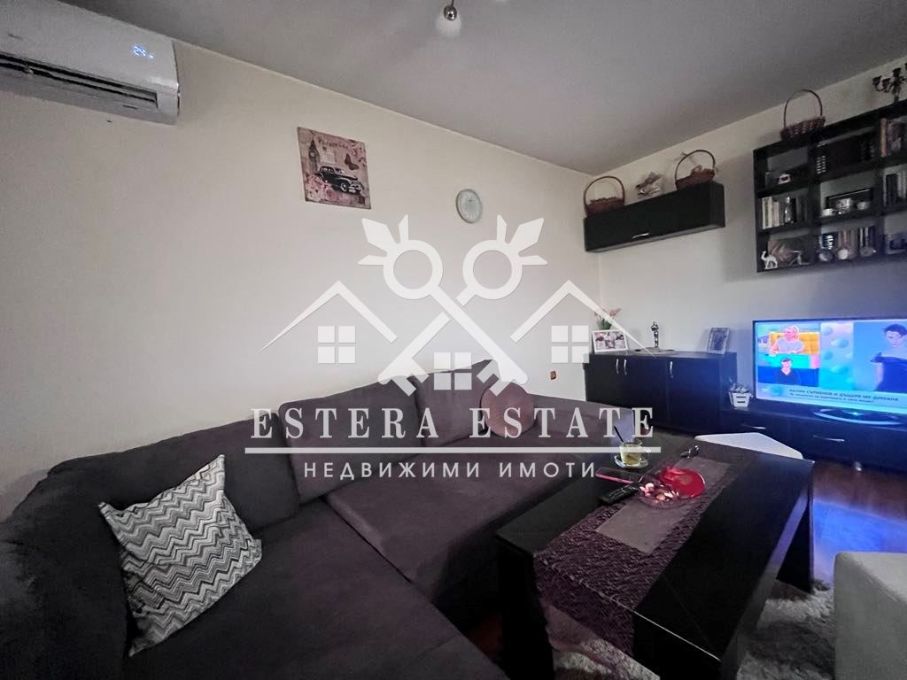 Продава МЕЗОНЕТ, гр. Шумен, Център, снимка 2 - Апартаменти - 50398426