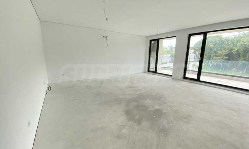 À vendre  2 chambres Varna , k.k. Sv.Sv. Konstantin i Elena , 147 m² | 57851061 - image [2]